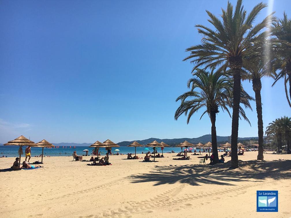 T2 Rue Pietonne Le Lavandou Climatise Экстерьер фото